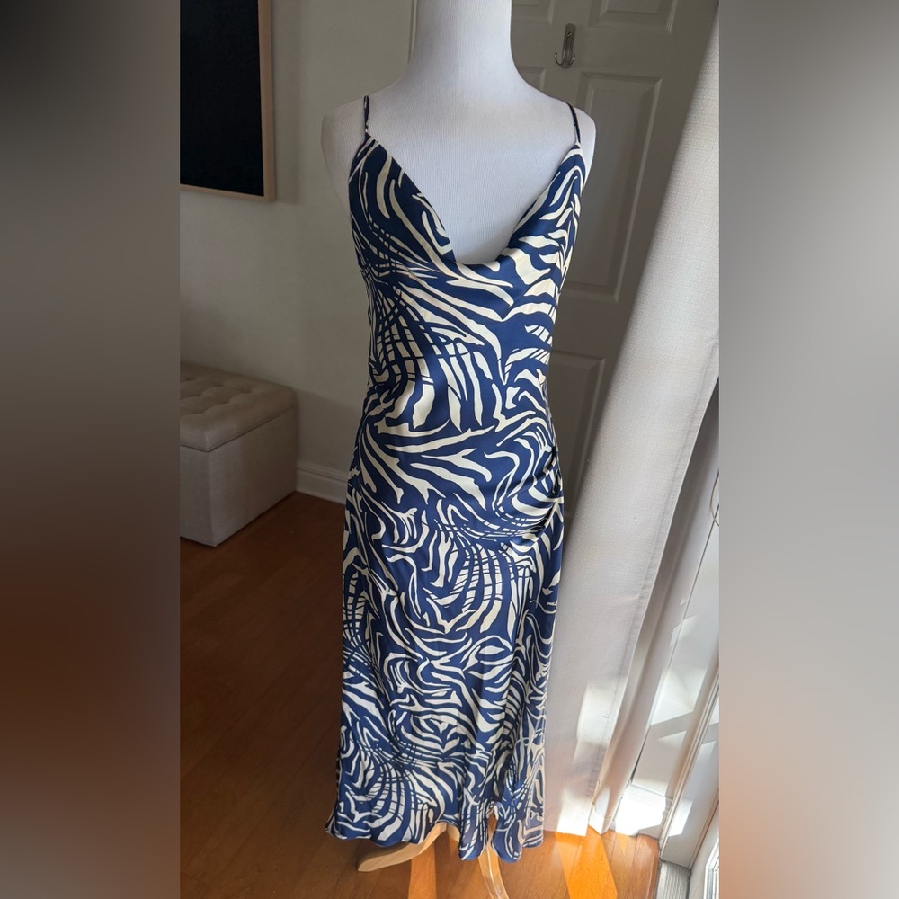 Boutique Navy and Cream Zebra print tropical Maxi Dress Size large EUC